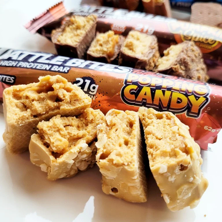 Battle Bites Toffee Apple Popping Candy - podwójny baton proteinowy ze strzelającą posypką - Image 4