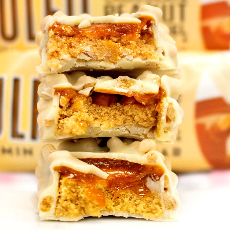 Fulfil White Chocolate, Peanut & Caramel - baton proteinowy z witaminami (Biała Czekolada, Karmel & Orzechy)