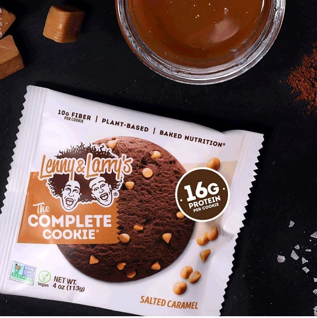 Lenny & Larry Complete Cookie Salted Caramel - wegańskie ciastko białkowe - Image 2