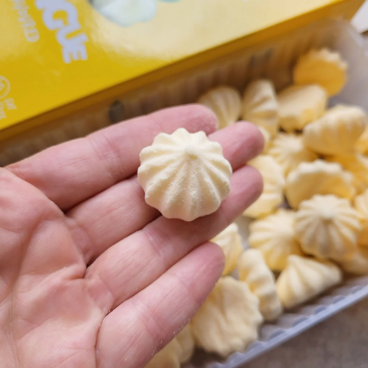 Locco Meringue  Lemon - bezy bez cukru z erytrytolem, 1kcal w sztuce, Cytryna - Image 4