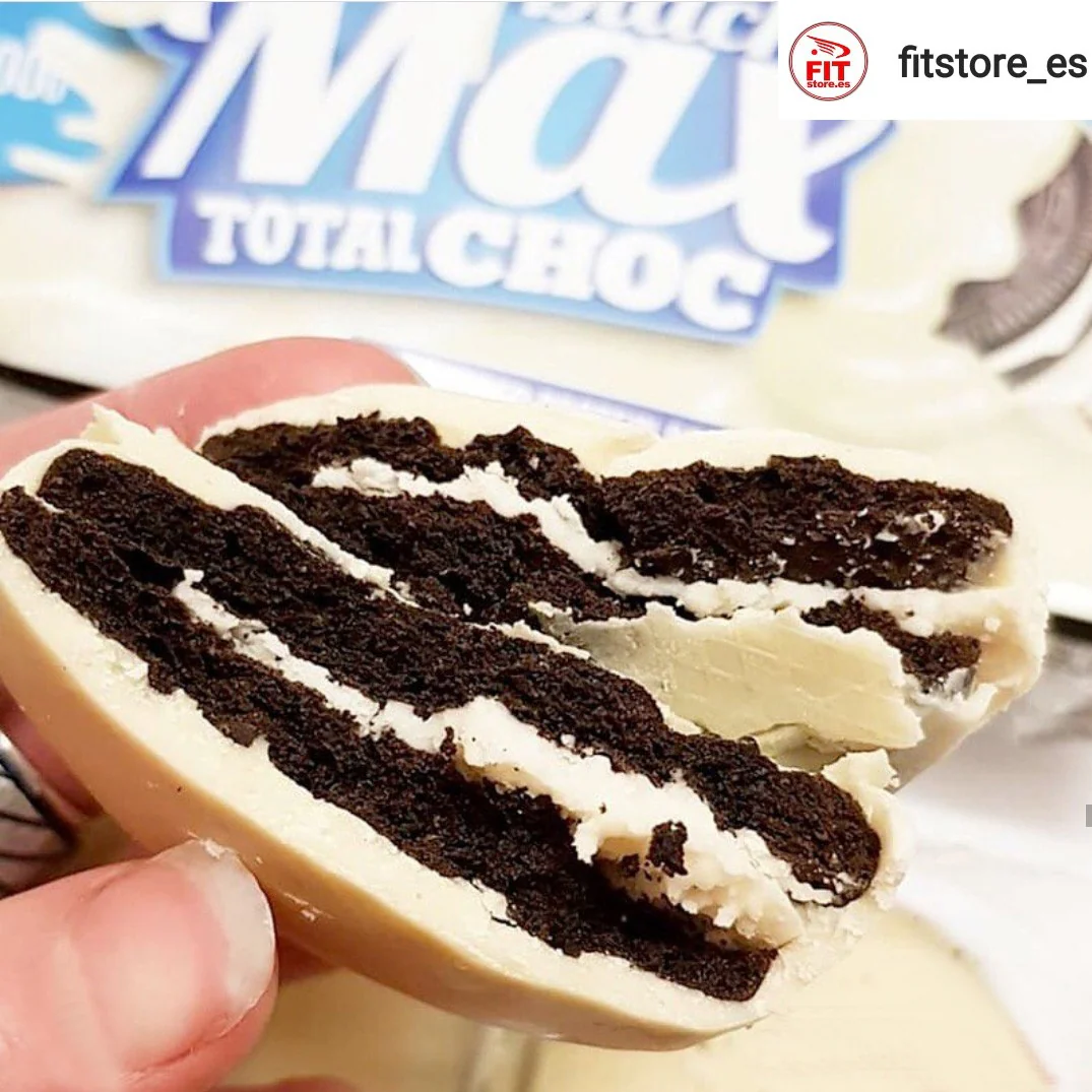 MAX Protein Black Max Cookies Total White Choc - proteinowe ciastka z mlecznym kremem w polewie czekoladowej, bez cukru - Image 5