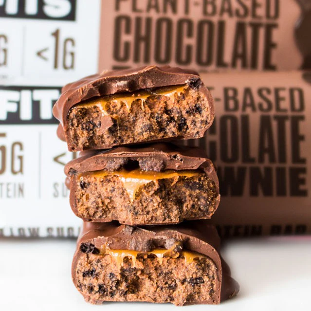 MisFits Plant Chocolate Brownie - wegański baton proteinowy ze stewią i ksylitolem - Image 2