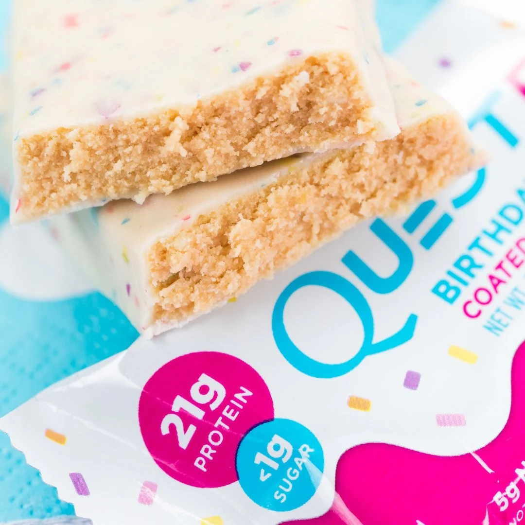 Quest Bar Birthday Cake baton proteinowy 21g białka - Image 2